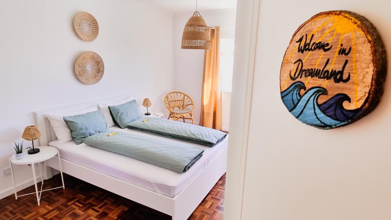 Tika Surf Camp Ericeira Hotel Carvoeira Kültér fotó