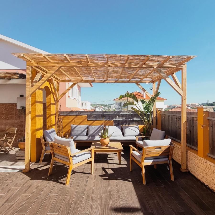 Tika Surf Camp Ericeira Hotel Carvoeira Kültér fotó